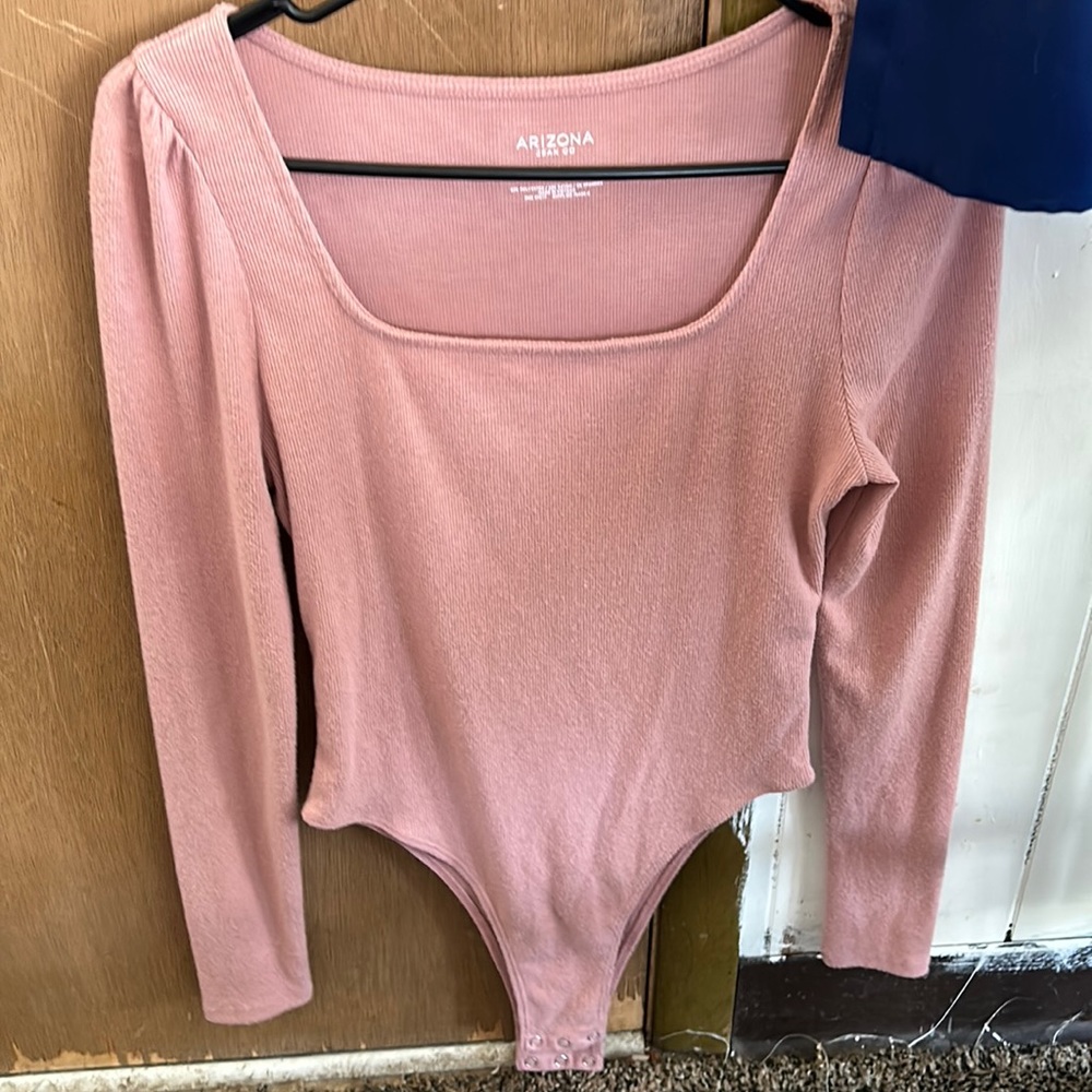 Pink bodysuit barely worn long sleeve